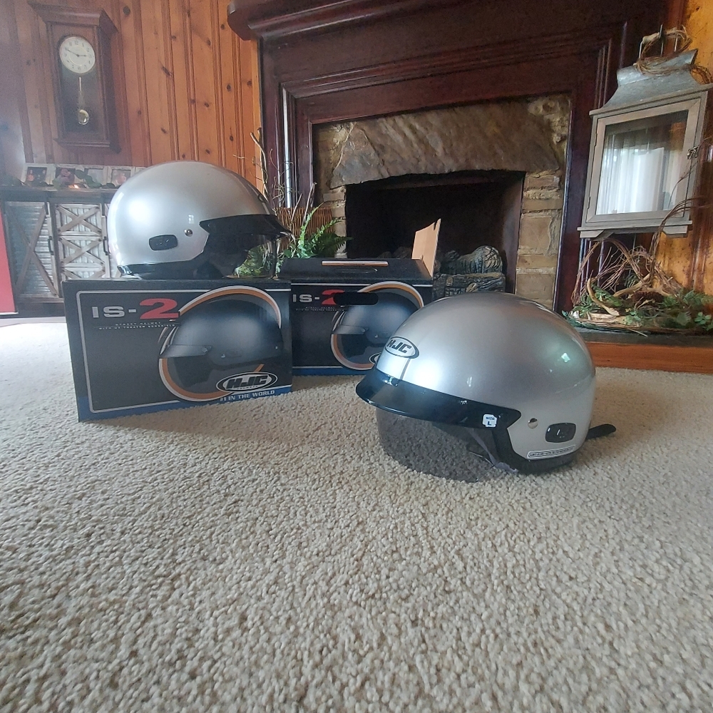 IS-2 STREET HELMETS WITH UV TREATED SUNSHEILD